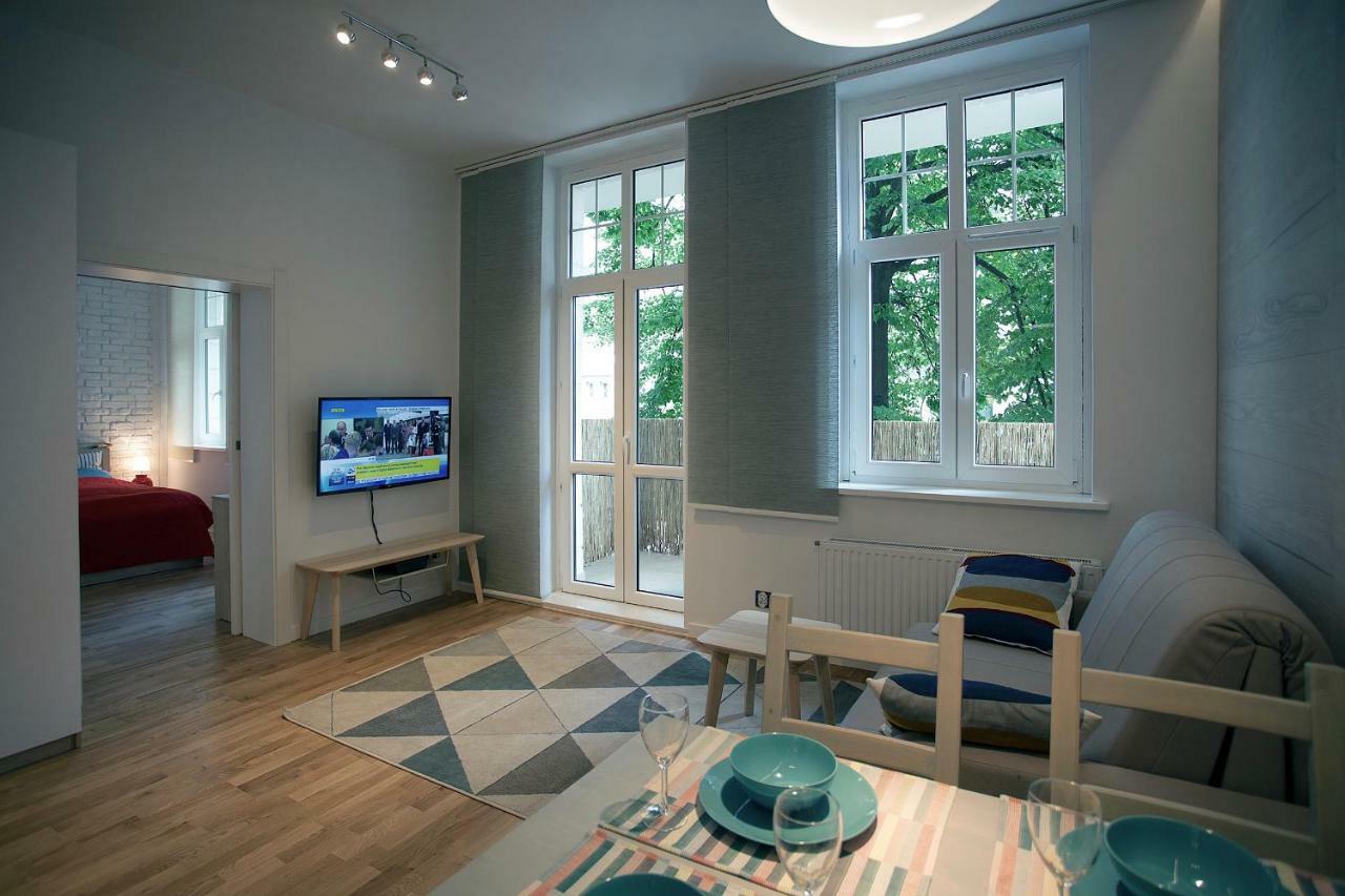 Houseboat Apartament *